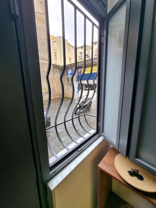 Casa Comoda E Centrale In Quartiere Storico Di Napoli מראה חיצוני תמונה