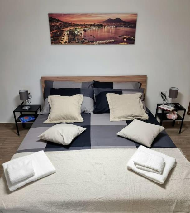 Casa Comoda E Centrale In Quartiere Storico Di Napoli מראה חיצוני תמונה