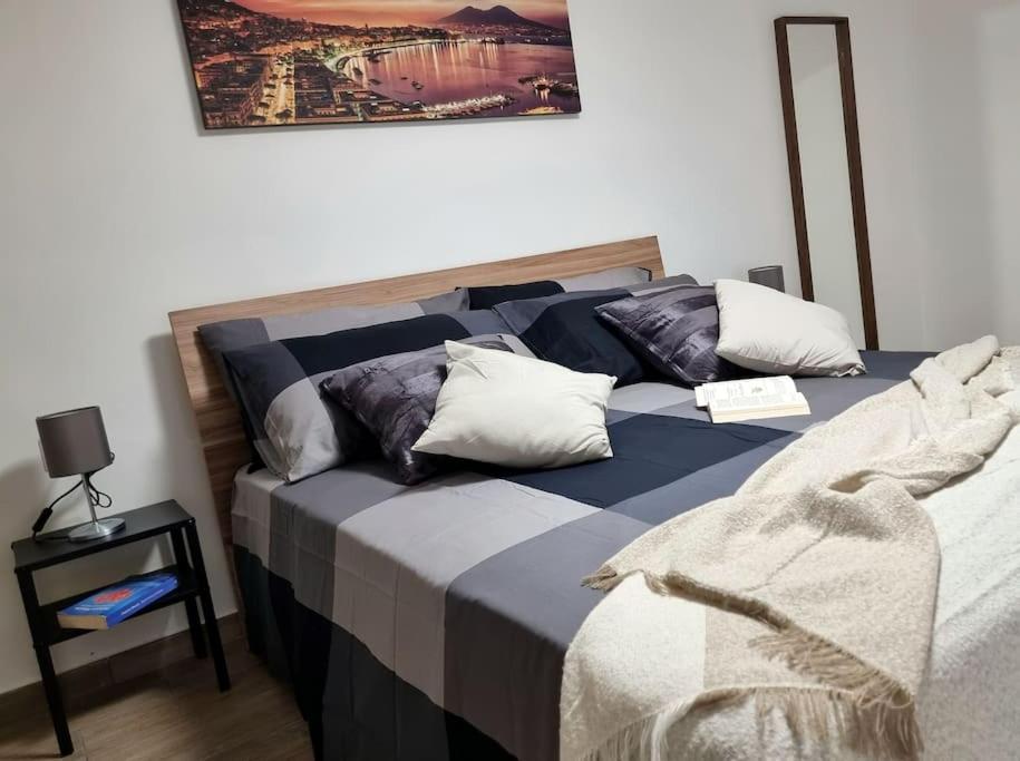 Casa Comoda E Centrale In Quartiere Storico Di Napoli מראה חיצוני תמונה