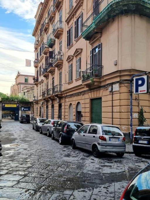 Casa Comoda E Centrale In Quartiere Storico Di Napoli מראה חיצוני תמונה